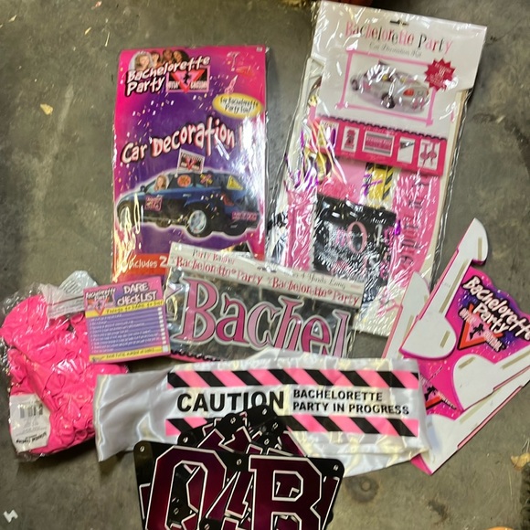 Bachelorette party, decor, and car decoration kits - Picture 1 of 6
